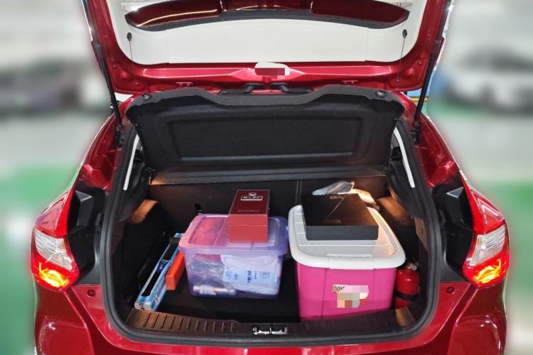 Used Ford Focus 2012 Hatchback 1.6L Automatic Fashion Edition Trunk
