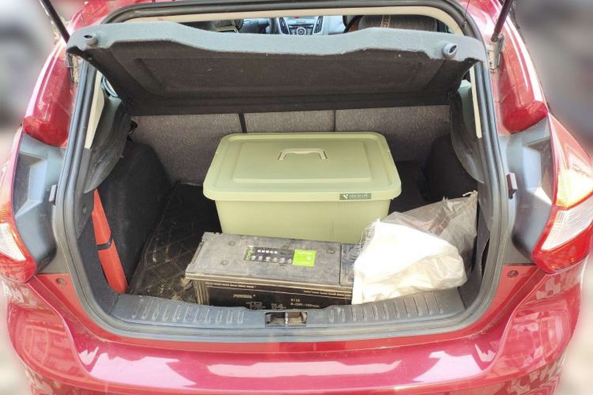 Used Ford Focus 2012 Hatchback 1.6L Automatic Comfort Model Trunk