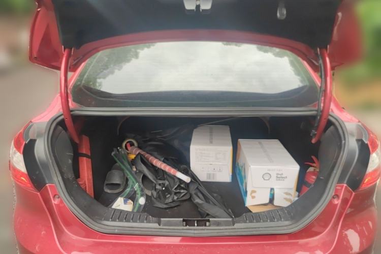 Used Ford Focus 2012 Sedan 1.6L Automatic Fashion Edition Trunk