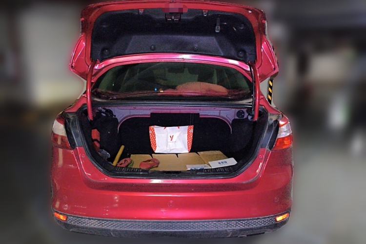 Used Ford Focus 2012 Sedan 1.6L Automatic Fashion Edition Trunk