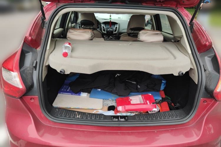 Used Ford Focus 2012 Hatchback 1.6L Automatic Fashion Edition Trunk