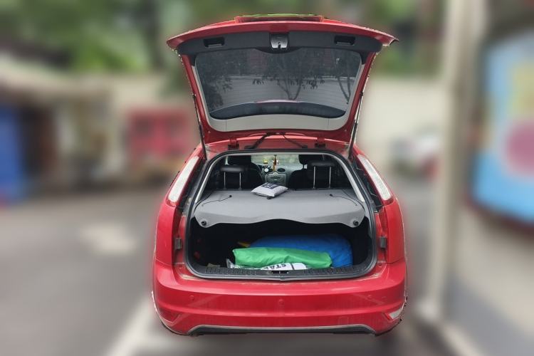 Used Ford Focus 2012 Hatchback Classic 1.8L Automatic Base Model Trunk