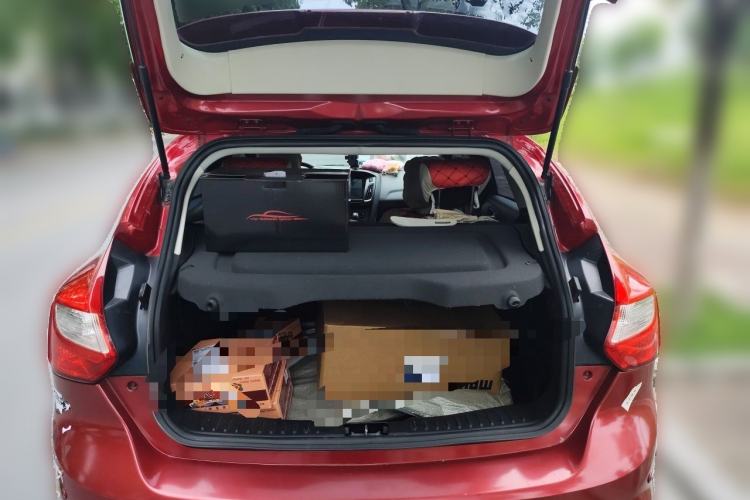 Used Ford Focus 2012 Hatchback 1.6L Automatic Comfort Model Trunk
