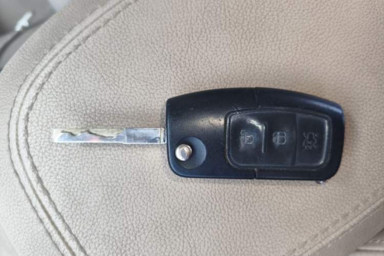 Used Ford Focus 2012 Hatchback Classic 1.8L Automatic Fashion Edition Vehicle Key