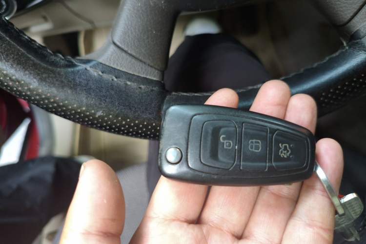 Used Ford Focus 2012 Sedan 1.6L Automatic Comfort Model Vehicle Key