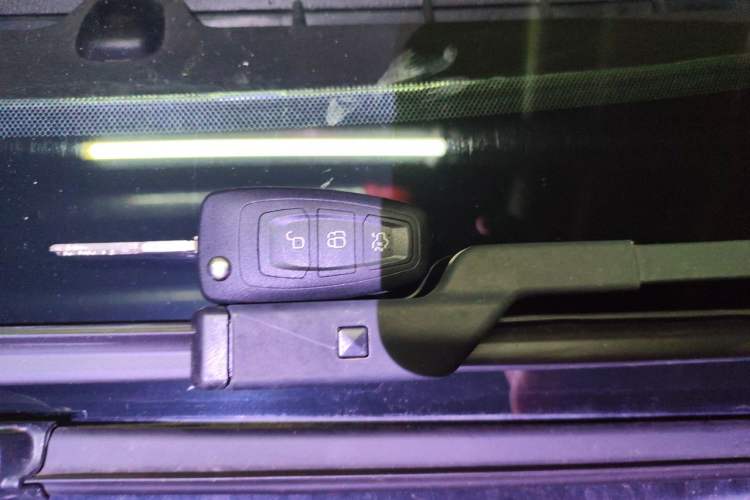 Used Ford Focus 2012 Sedan 1.6L Automatic Comfort Model Vehicle Key