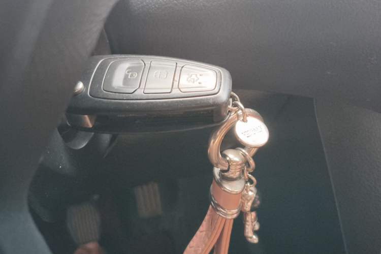 Used Ford Focus 2012 Hatchback 1.6L Manual Comfort Model Vehicle Key