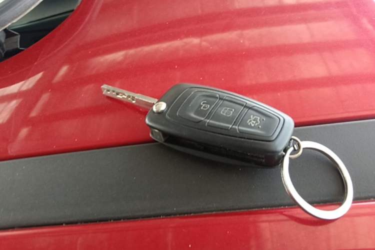 Used Ford Focus 2012 Hatchback 1.6L Manual Fashion Edition Vehicle Key