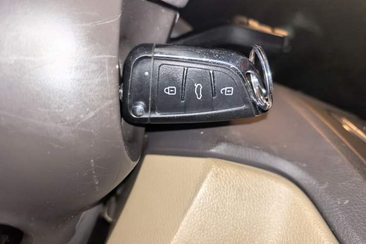 Used Ford Focus 2012 Sedan Classic 1.8L Automatic Base Model Vehicle Key