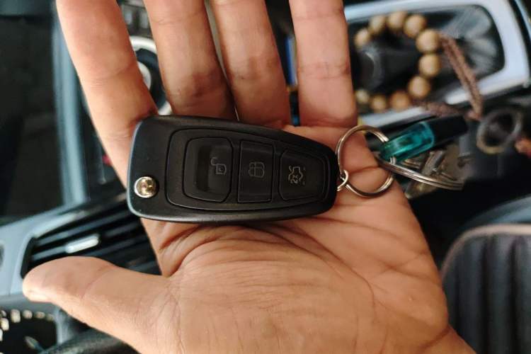 Used Ford Focus 2012 Hatchback 1.6L Manual Fashion Edition Vehicle Key
