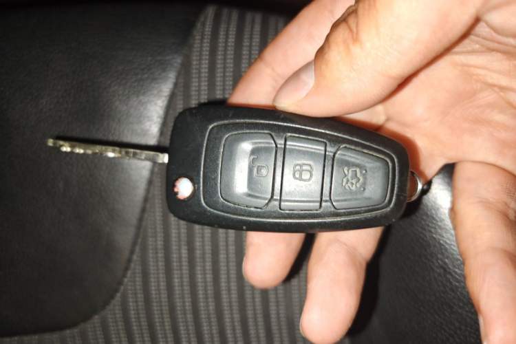 Used Ford Focus 2012 Sedan 1.6L Manual Fashion Edition Vehicle Key