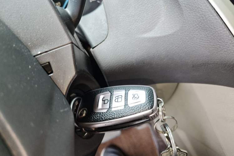 Used Ford Focus 2012 Sedan 1.6L Automatic Comfort Model Vehicle Key