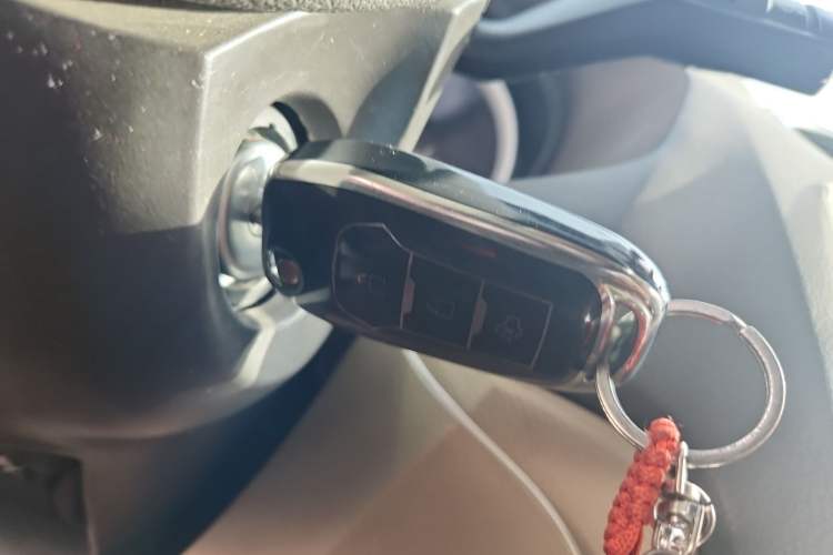 Used Ford Focus 2012 Hatchback Classic 1.8L Automatic Fashion Edition Vehicle Key