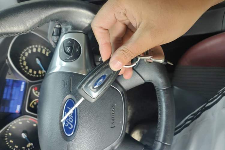 Used Ford Focus 2012 Hatchback 2.0L Automatic Luxury Sport Model Vehicle Key