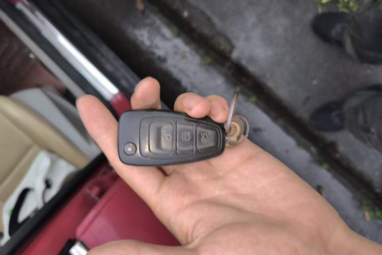 Used Ford Focus 2012 Sedan 1.6L Manual Comfort Model Vehicle Key