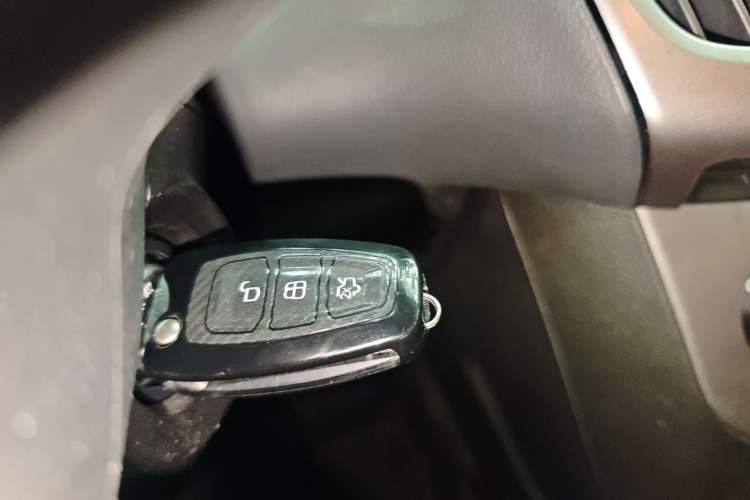 Used Ford Focus 2012 Hatchback 1.6L Manual Comfort Model Vehicle Key