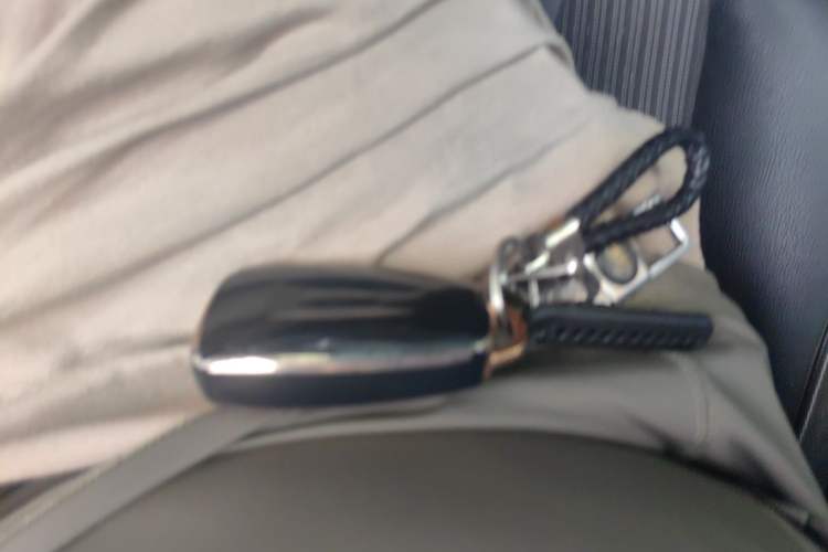 Used Ford Focus 2012 Hatchback 1.6L Automatic Fashion Edition Vehicle Key