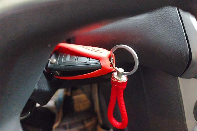 Used Ford Focus 2012 Sedan 1.6L Automatic Fashion Edition Vehicle Key