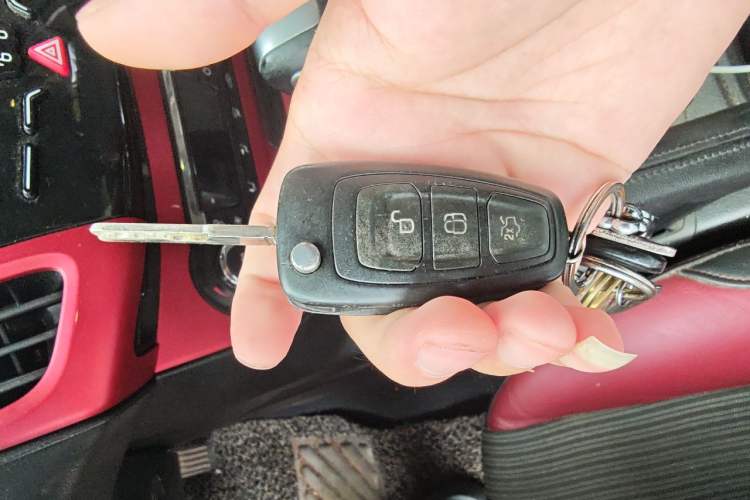 Used Ford Focus 2012 Hatchback 2.0L Automatic Luxury Sport Model Vehicle Key
