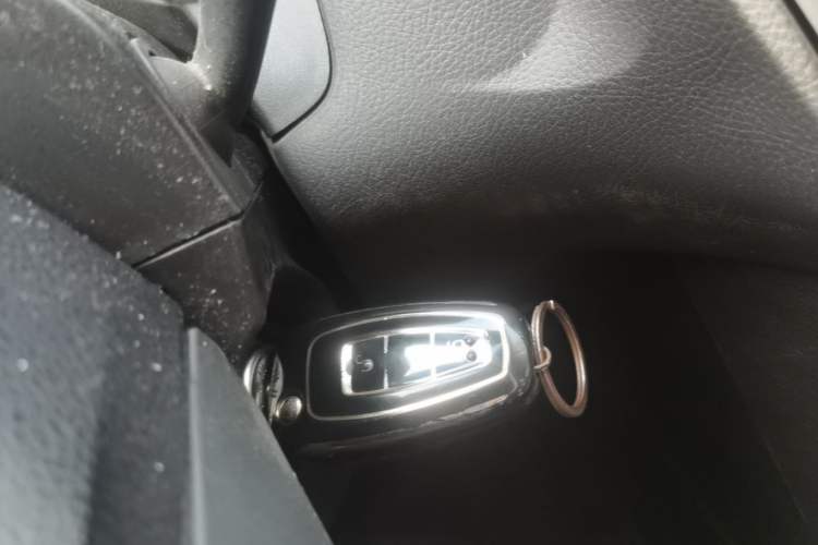 Used Ford Focus 2012 Sedan 1.6L Automatic Fashion Edition Vehicle Key