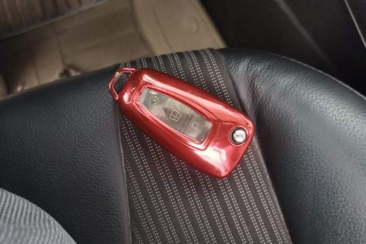 Used Ford Focus 2012 Hatchback 1.6L Automatic Fashion Edition Vehicle Key