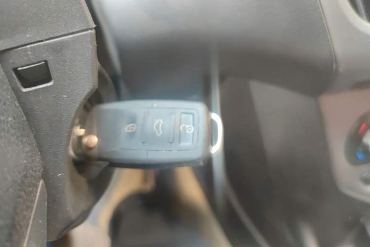 Used Ford Focus 2012 Hatchback 1.6L Manual Fashion Edition Vehicle Key