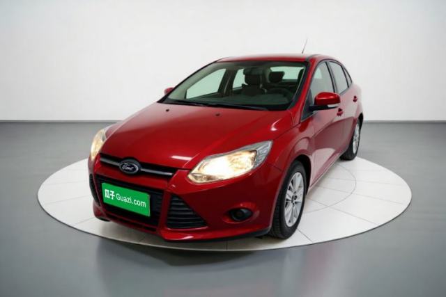 Ford Focus 2012 Sedan 1.6L Automatic Comfort Model d’occasion
