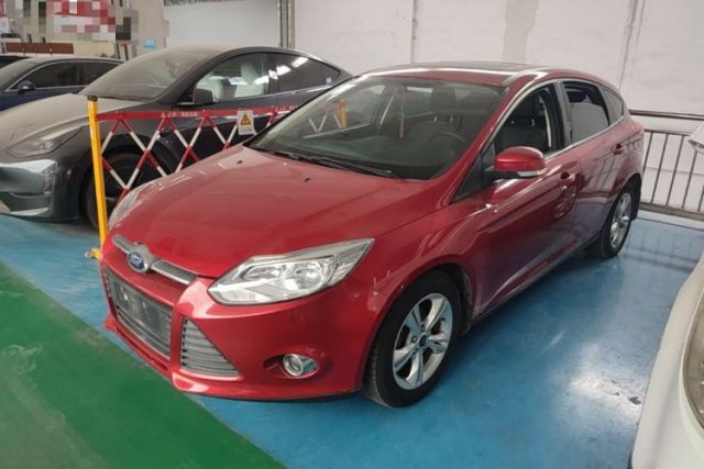 Used Ford Focus 2012 Hatchback 1.6L Automatic Fashion Edition