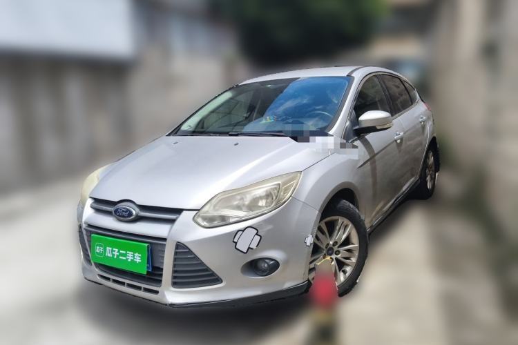 Used Ford Focus 2012 Hatchback 1.6L Manual Comfort Model Guazi used car, China used car export, Used car for sale, Used cars, Cheapest cars for sale
