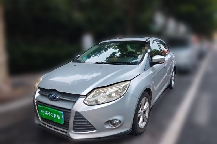 Used Ford Focus 2012 Sedan 1.6L Manual Fashion Edition Guazi used car, China used car export, Used car for sale, Used  cars, Cheapest cars for sale