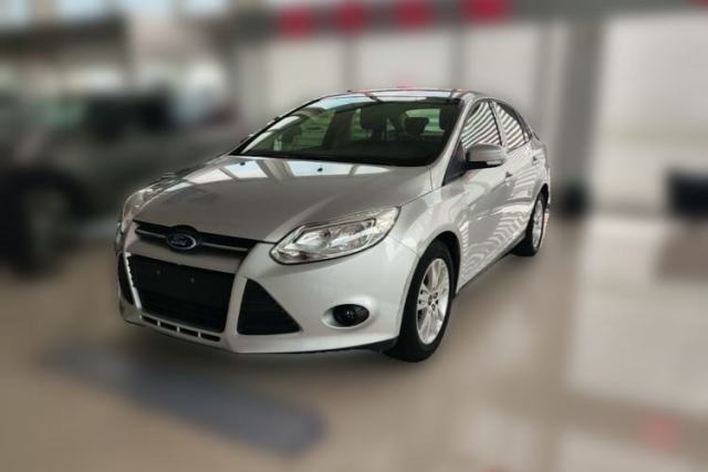 Ford Focus 2012 Sedan 1.6L Automatic Comfort Model مستعملة