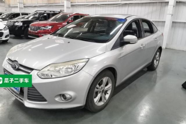 Used Ford Focus 2012 Sedan 1.6L Automatic Fashion Edition