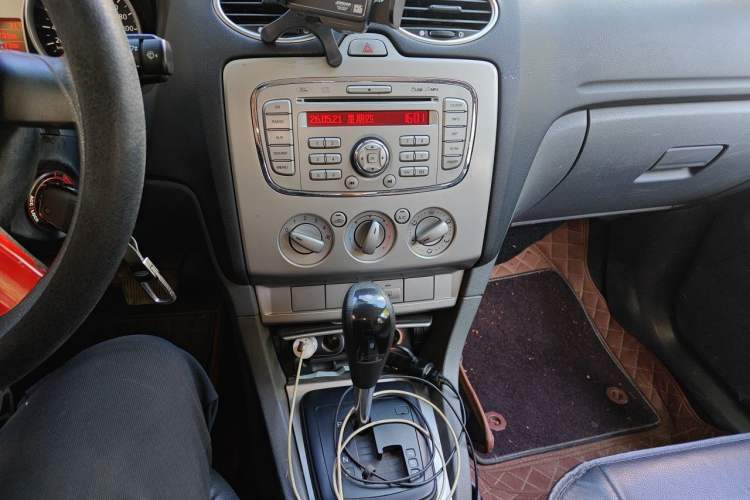 Used Ford Focus 2012 Hatchback Classic 1.8L Automatic Base Model Audio And AC Panel