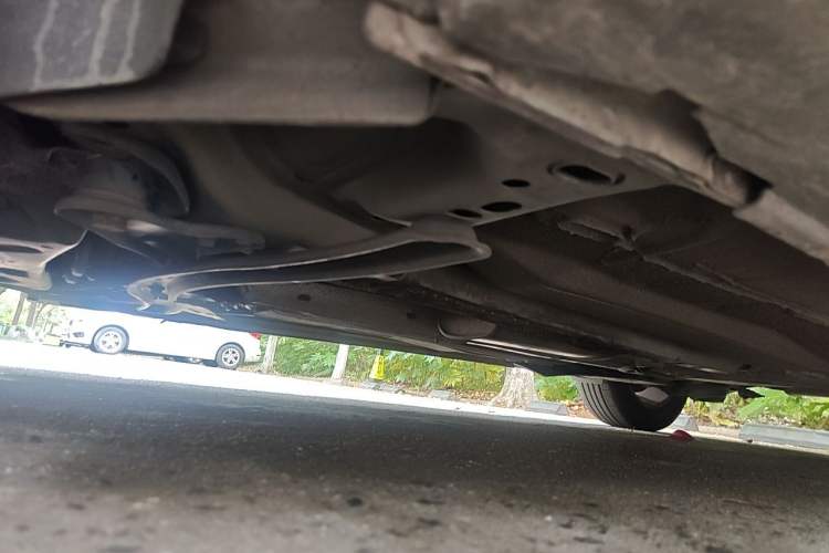 Used Ford Focus 2012 Sedan 1.6L Automatic Fashion Edition Chassis Front Left