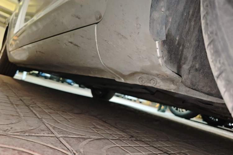 Used Ford Focus 2012 Sedan Classic 1.8L Manual Base Model Chassis Front Right