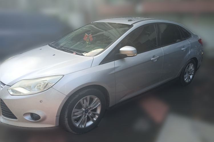 Used Ford Focus 2012 Sedan 1.6L Manual Comfort Model Guazi used car, China used car export, Used car for sale, Used  cars, Cheapest cars for sale