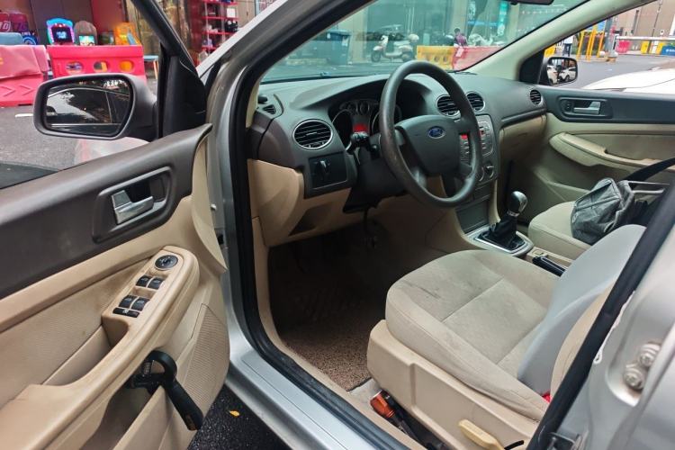 Used Ford Focus 2012 Sedan Classic 1.8L Manual Base Model Driver Seat