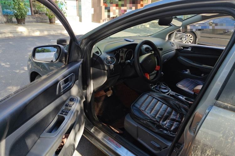 Used Ford Focus 2012 Hatchback Classic 1.8L Automatic Base Model Driver Seat
