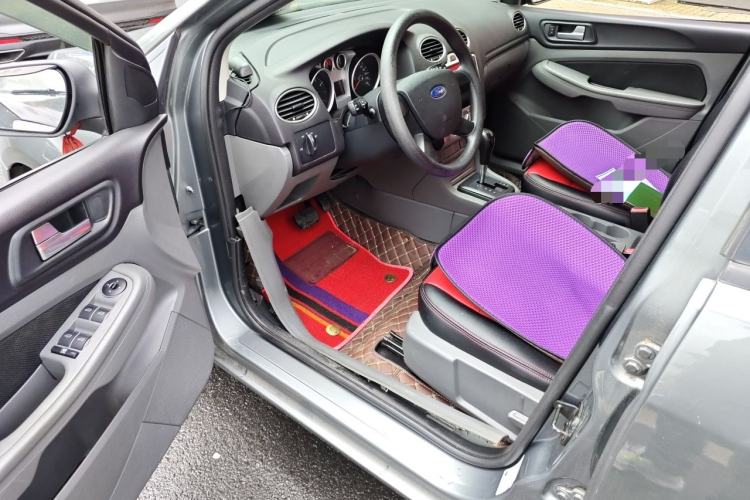 Used Ford Focus 2012 Hatchback Classic 1.8L Automatic Base Model Driver Seat