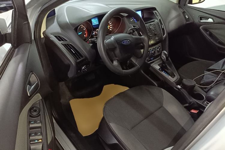 Used Ford Focus 2012 Hatchback 1.6L Automatic Comfort Model Driver Seat