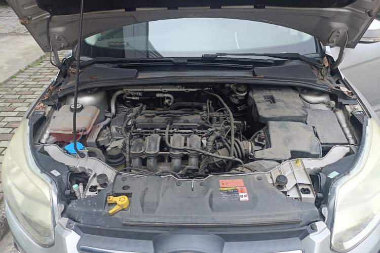 Used Ford Focus 2012 Sedan 1.6L Automatic Comfort Model Engine Bay