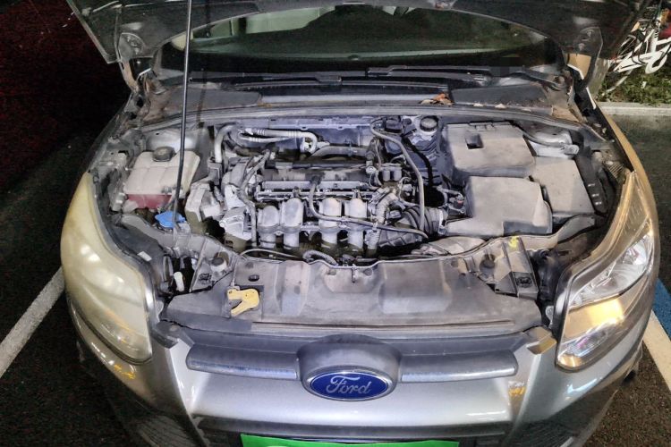 Used Ford Focus 2012 Sedan 1.6L Manual Comfort Model Engine Bay