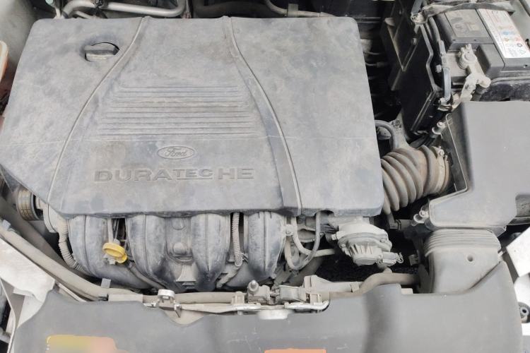Used Ford Focus 2012 Sedan Classic 1.8L Manual Fashion Edition Engine Bay