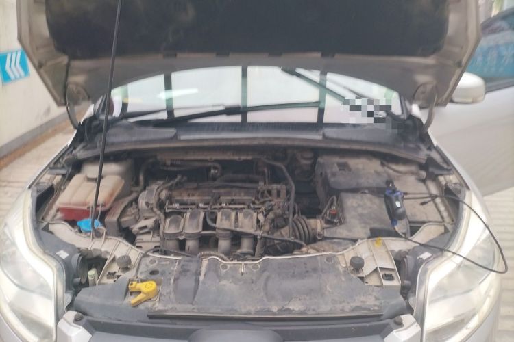 Used Ford Focus 2012 Sedan 1.6L Manual Comfort Model Engine Bay