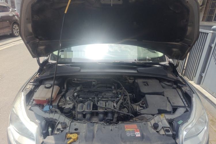 Used Ford Focus 2012 Hatchback 1.6L Automatic Comfort Model Engine Bay