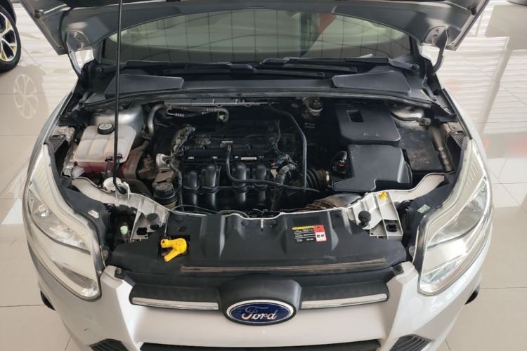Used Ford Focus 2012 Sedan 1.6L Automatic Comfort Model Engine Bay