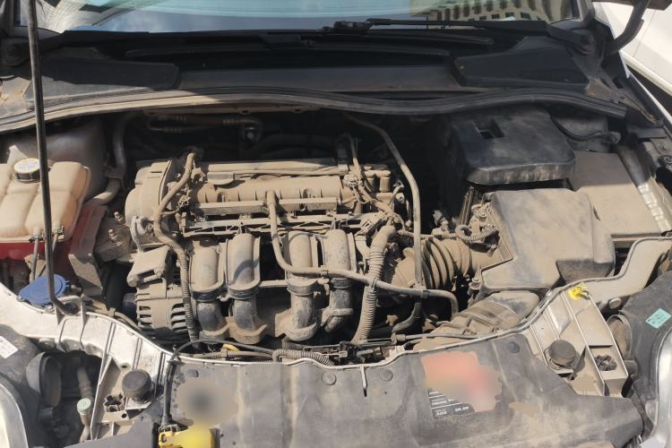 Used Ford Focus 2012 Hatchback 1.6L Manual Comfort Model Engine Bay