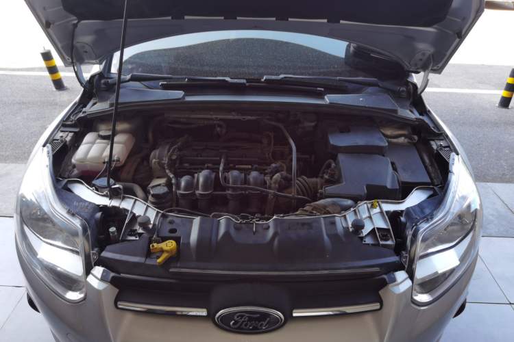 Used Ford Focus 2012 Sedan 1.6L Automatic Comfort Model Engine Bay