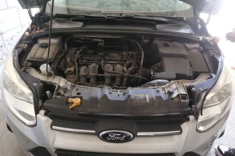 Used Ford Focus 2012 Sedan 1.6L Manual Comfort Model Engine Bay