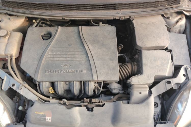 Used Ford Focus 2012 Sedan Classic 1.8L Automatic Base Model Engine Bay
